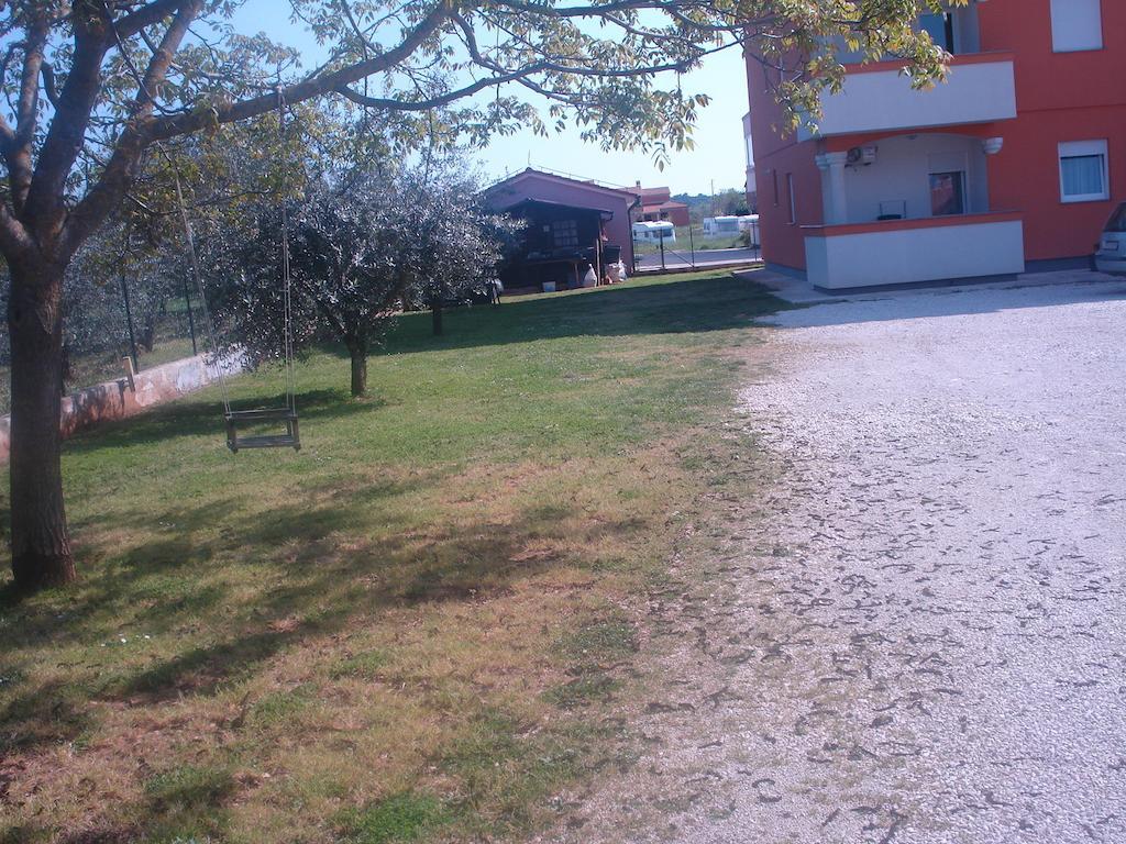 Apartments Buzleta II Fažana エクステリア 写真